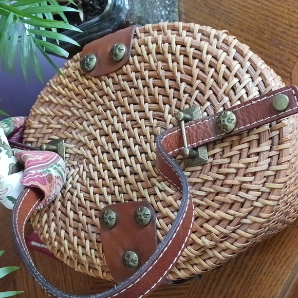 Awesome Patricia Nash Basket Bag - Picture 3 of 15